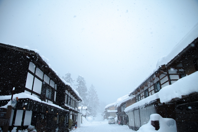 寒冷地用エアコン 東北 北海道でも使える暖房効率の高いエアコン