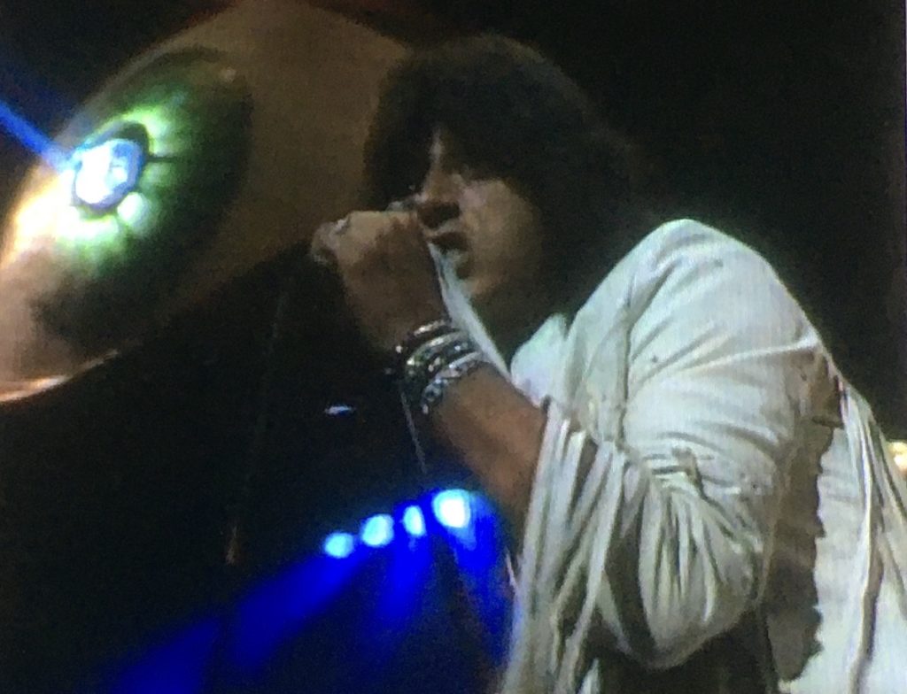 レインボー ライヴ・ビトウィーン・ジ・アイズ 1982年のライブ映像