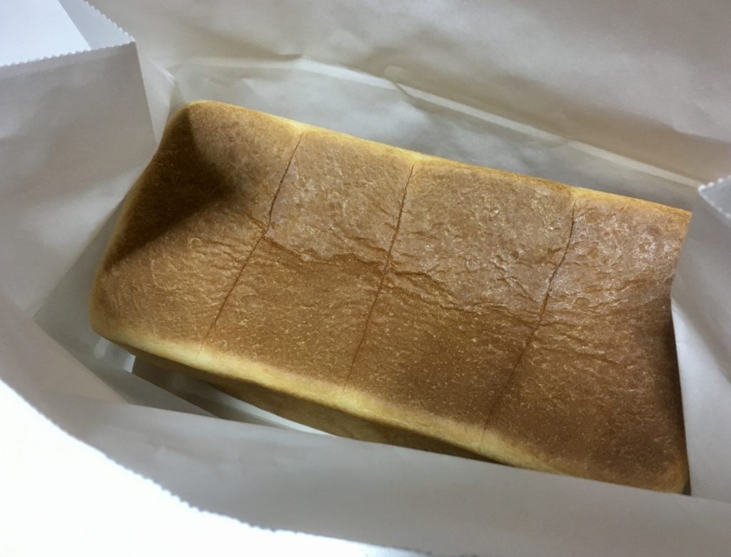一番人気の角食パン 行列の絶えない食パン専門店セントル ザ ベーカリー