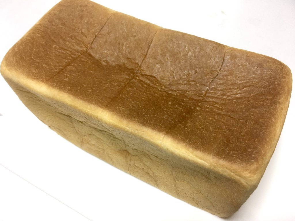 一番人気の角食パン 行列の絶えない食パン専門店セントル ザ ベーカリー